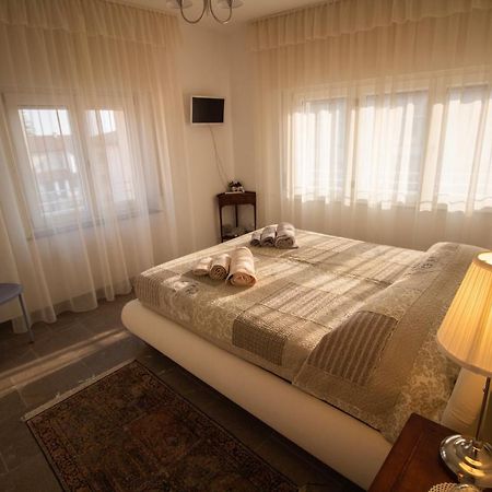 Bed Adelaide Hotel Cividale Del Friuli Bagian luar foto