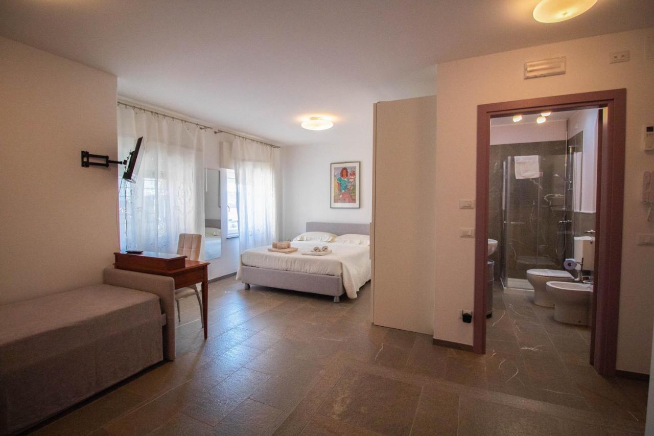 Bed Adelaide Hotel Cividale Del Friuli Bagian luar foto
